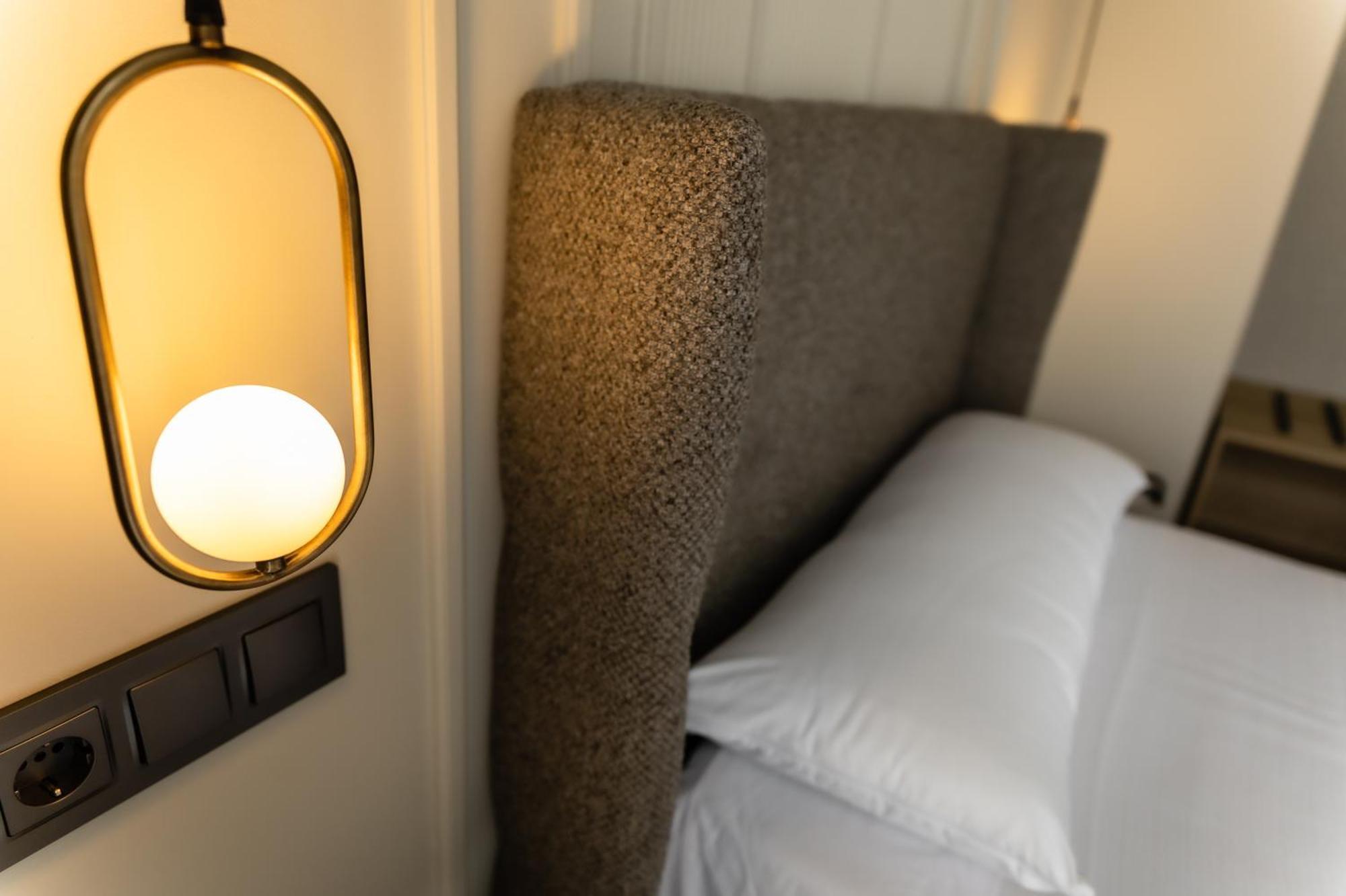 Hotel Corona De Padrón Exteriör bild